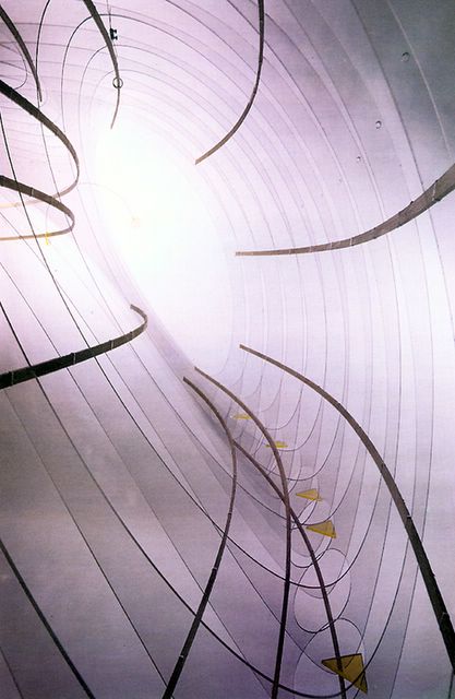 Skrze tělo - detail